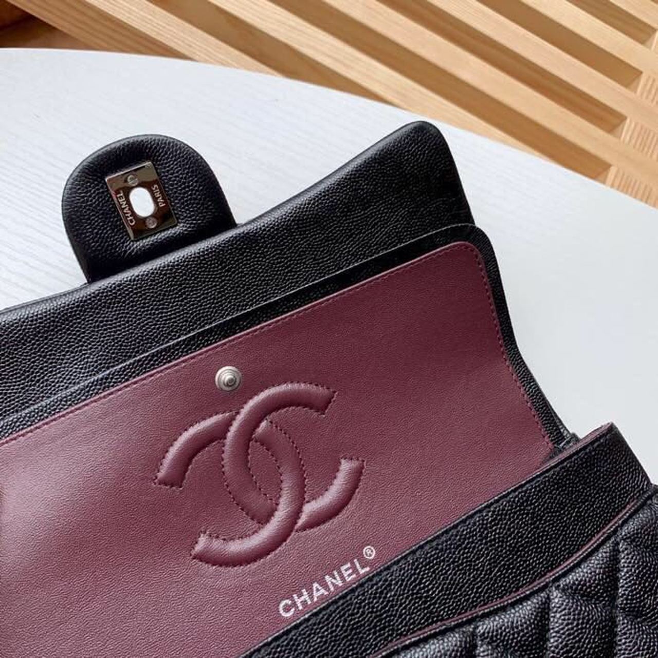 Chanel Classic Handbag SiLouis Vuittoner Hardware BlackÃ‚Â For Women Bags, Shoulder And Crossbody Bags 10.2in/26cm A01112
