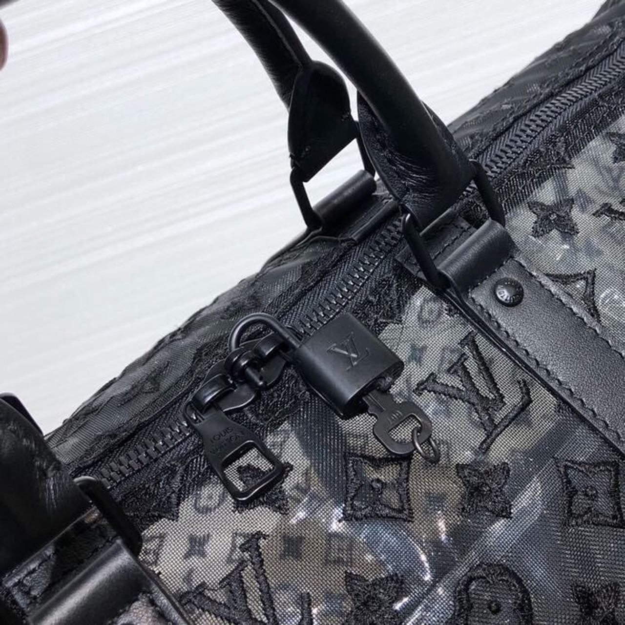 Louis Vuitton Keepall Bandouliere 50 Monogram Black By Virgil Abloh For Women, WoBags, Shoulder And Crossbody Bags 19.7in/50cm Louis Vuitton M53971
