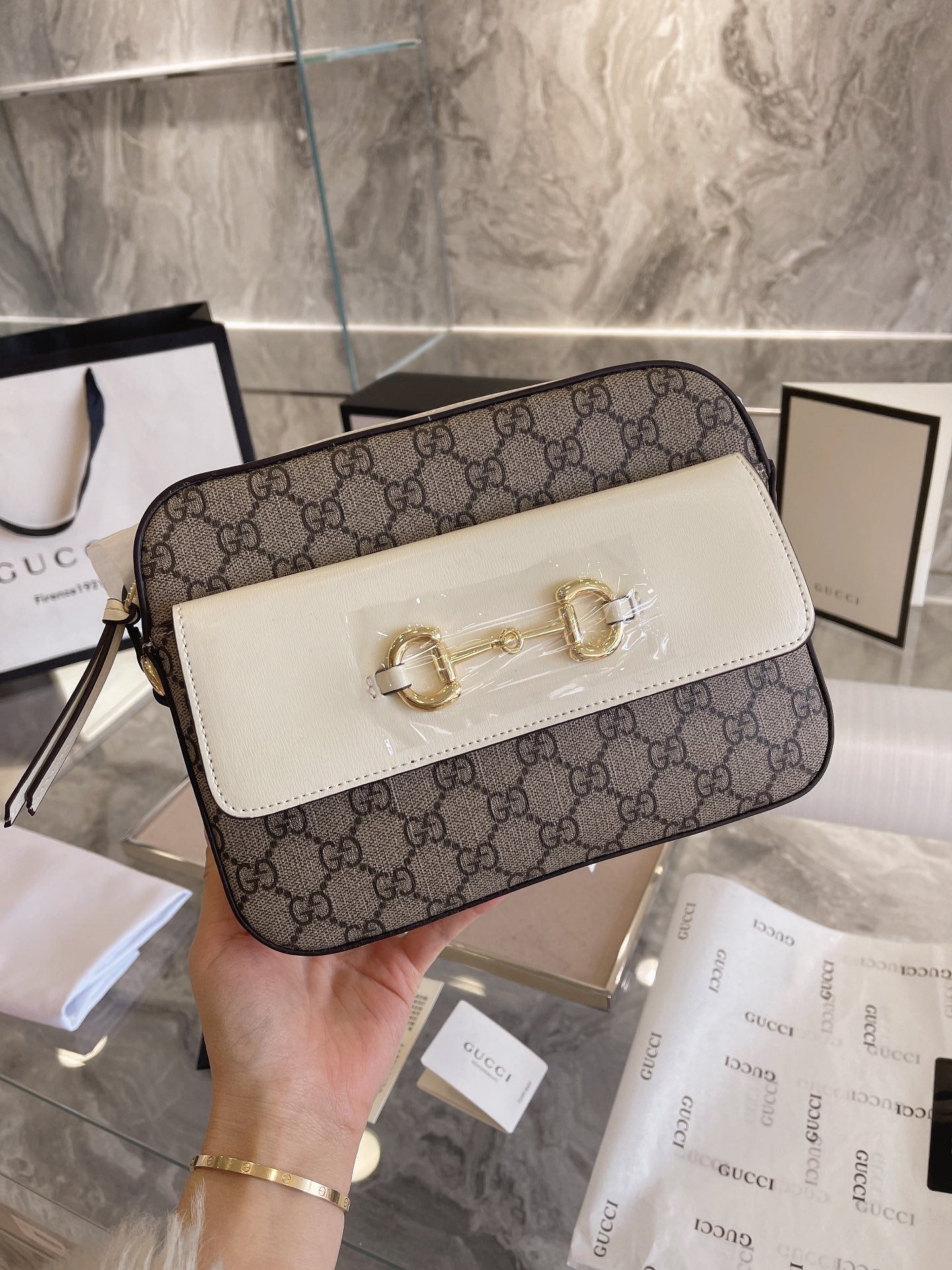 LB - New 1:1 rep  Bags Gucci 301