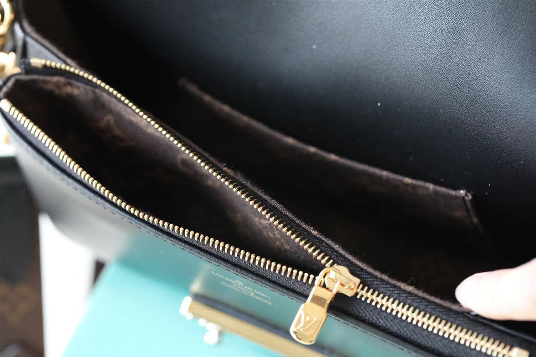 Louis Vuitton Swing Monogram Black For Women,  Shoulder And Crossbody Bags 24cm/9.4in Louis Vuitton M20393