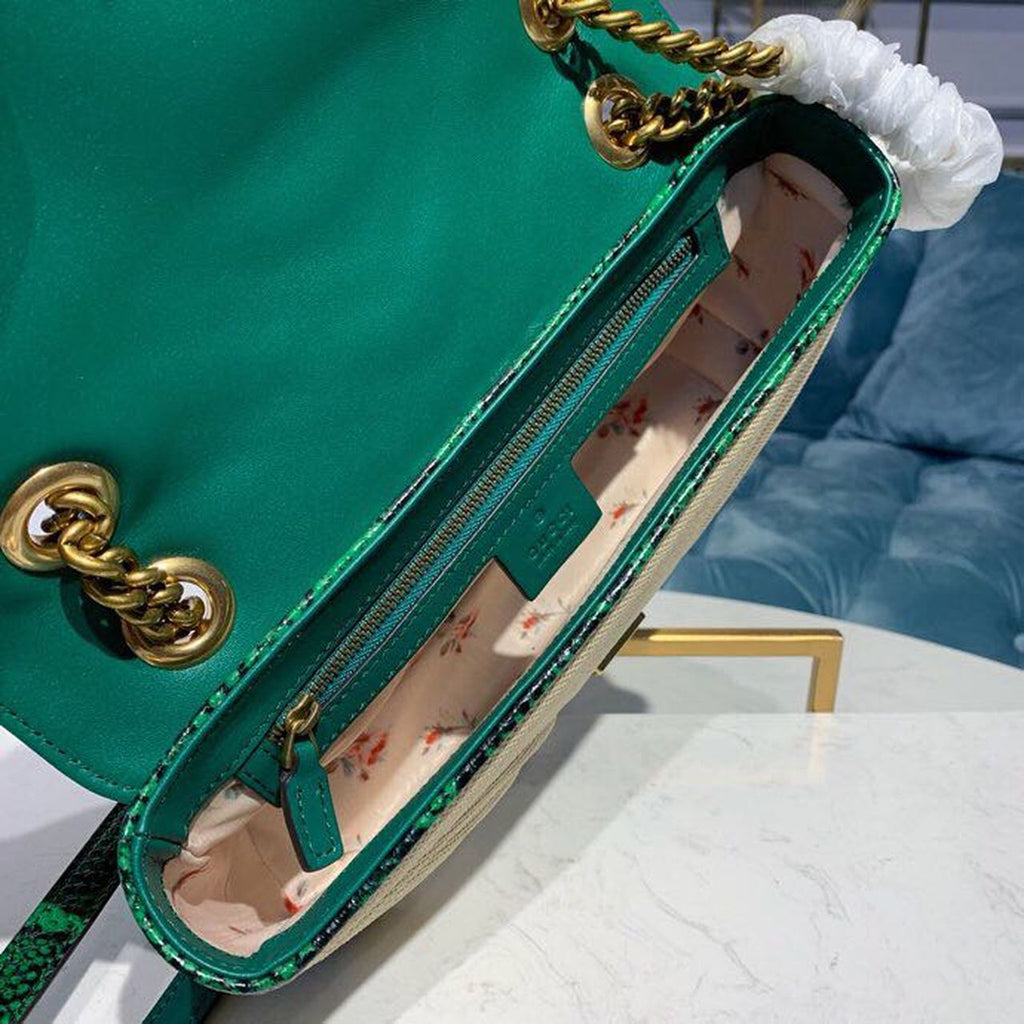 Gucci Marmont Rafa Straw Shoulder Bag Beige/Green Gucci Chevron Matelassé Rafa Effect Fabric For Women 10in/26cm Gucci  ‎443497