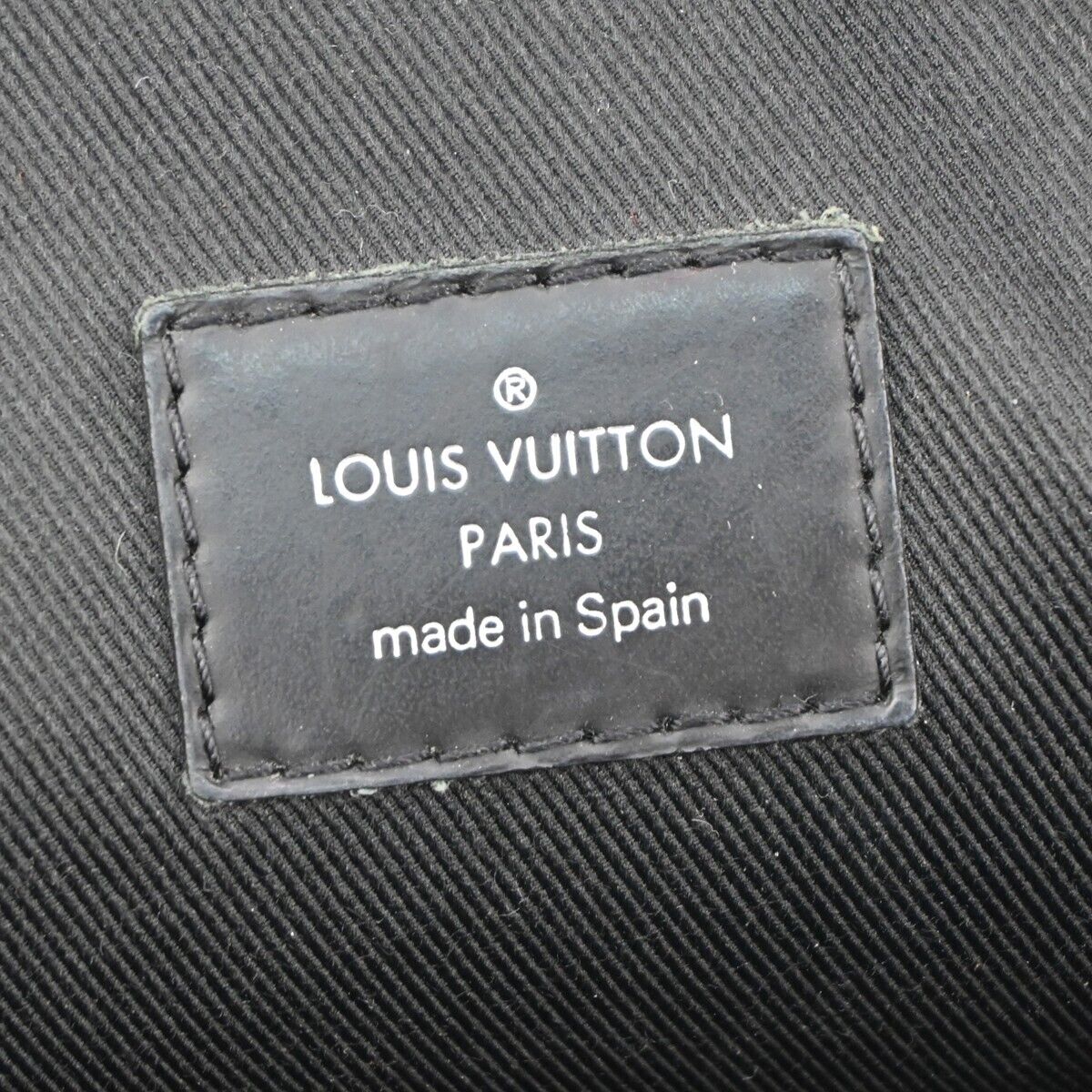 LOUIS VUITTON Reporter Dayton Shoulder Bag