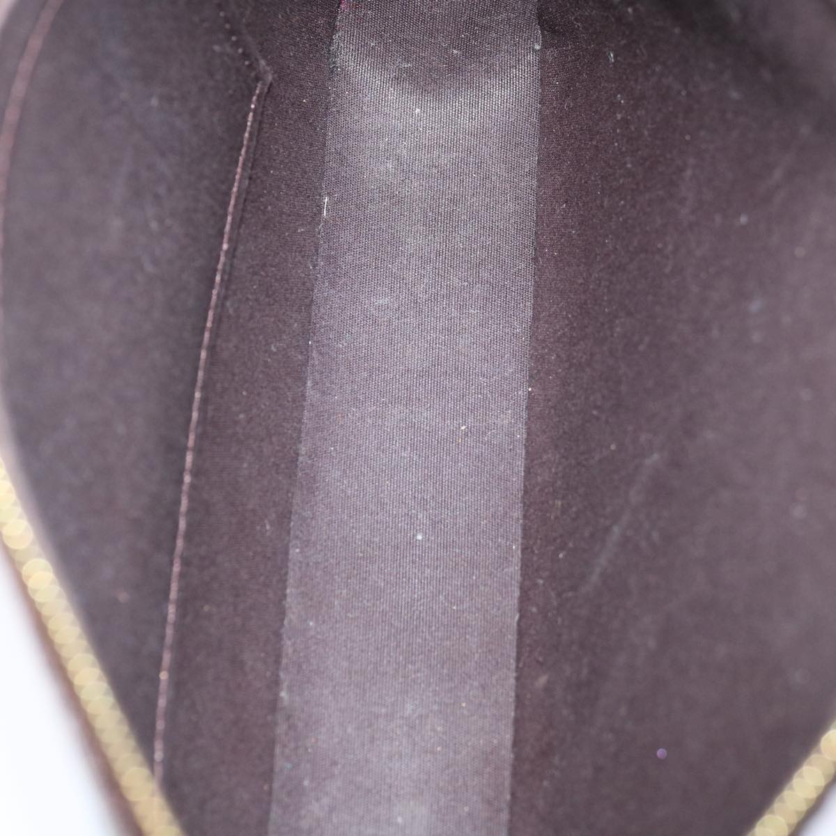 Louis Vuitton Pochette Accessoire   Leather Clutch Bag