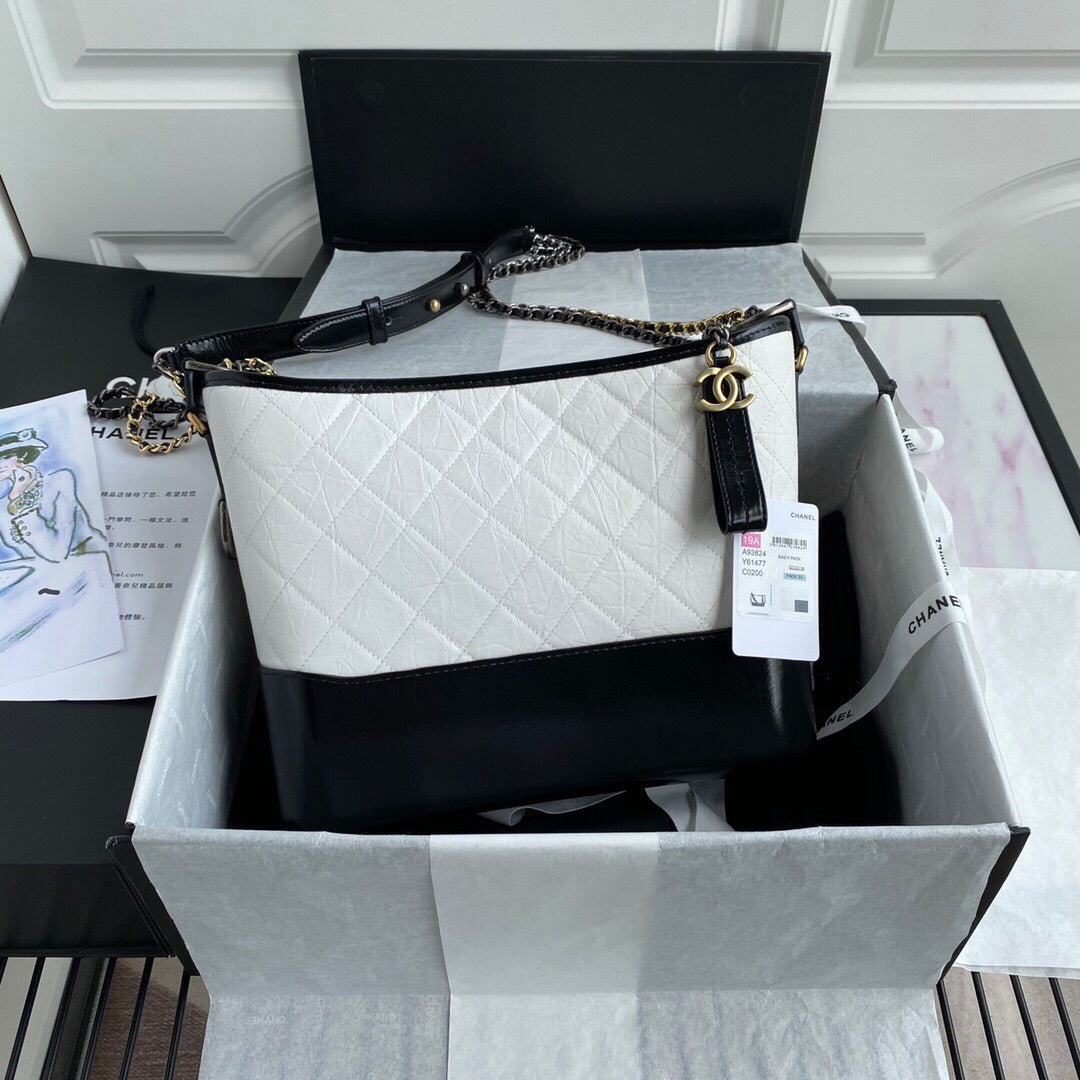 ChanelGabrielle Hobo Handbag White/Black For Women Bags, Shoulder And Crossbody Bags 9.8in/25cm A93824 Y61477 C0200