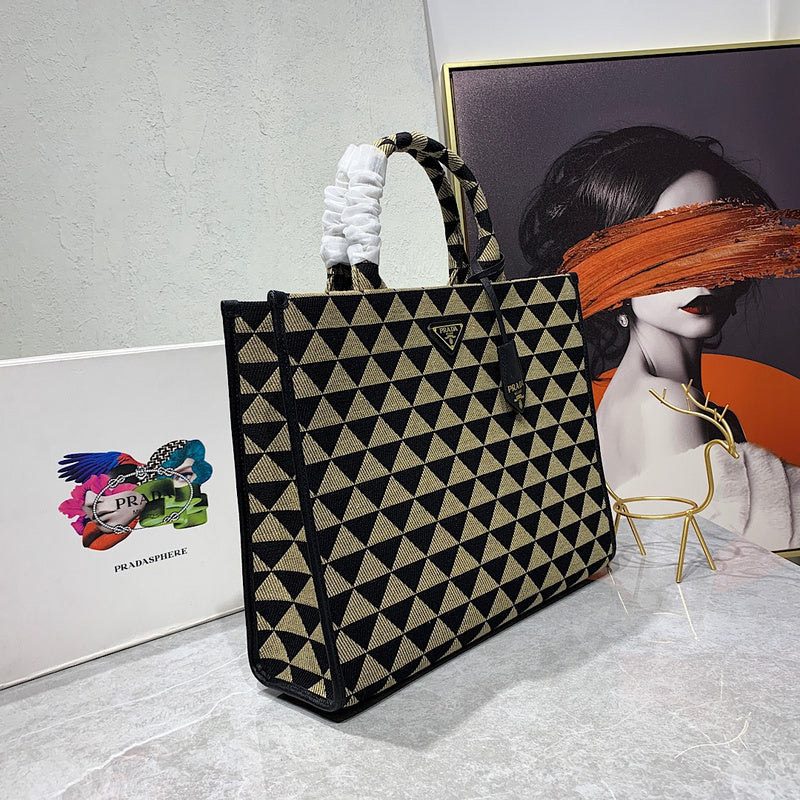 Barnes-Bags - Prada Bags - 785