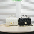 Chanel Bags Crossbody - 068