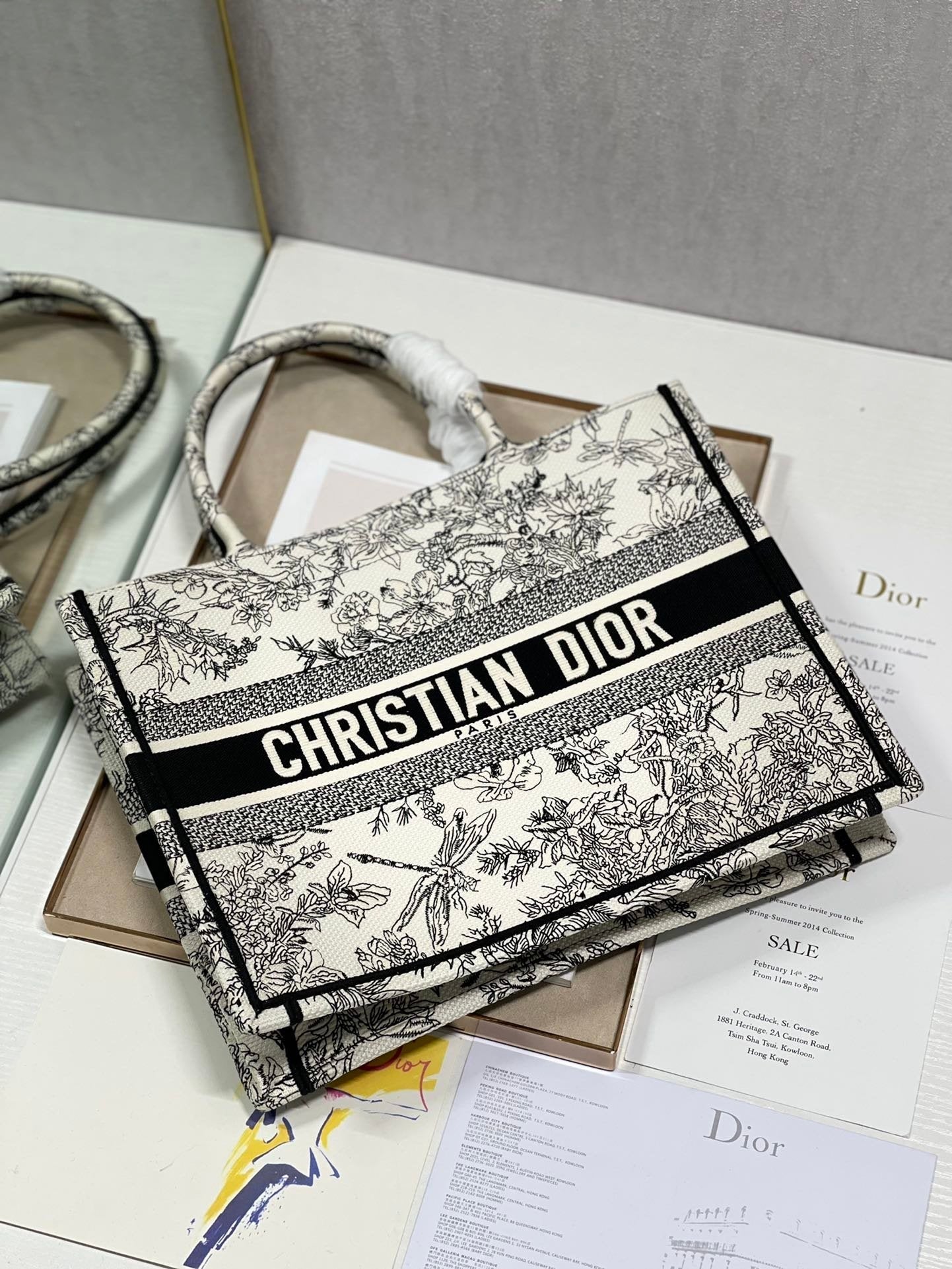 Dior MeDiorum Book Tote Blue Toile de Jouy Flowers Embroidery, Blue/White, For Women Women’s Handbags, Shoulder Bags, 36cm CD