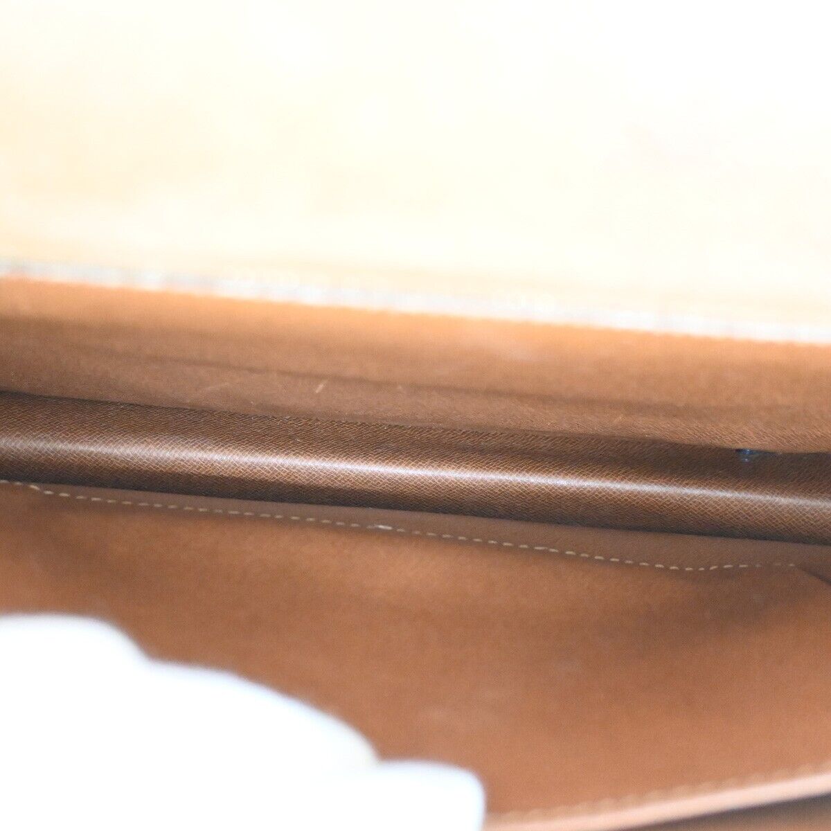LOUIS VUITTON Porte Documents Shoulder Bag