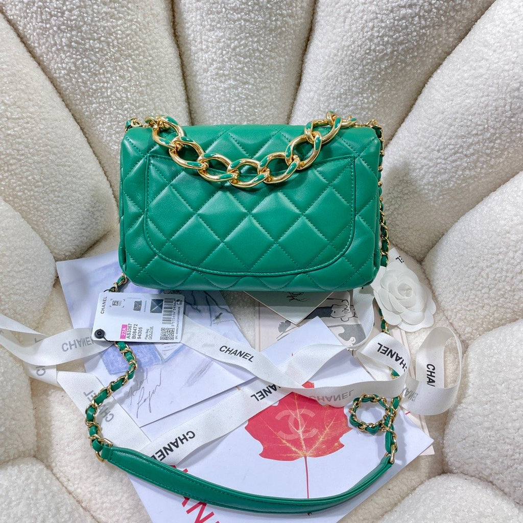ChanelLarge GlamIap Bag Gold Hardware Green For Women Handbags, Shoulder Bags 9.1in/23cm AS3367