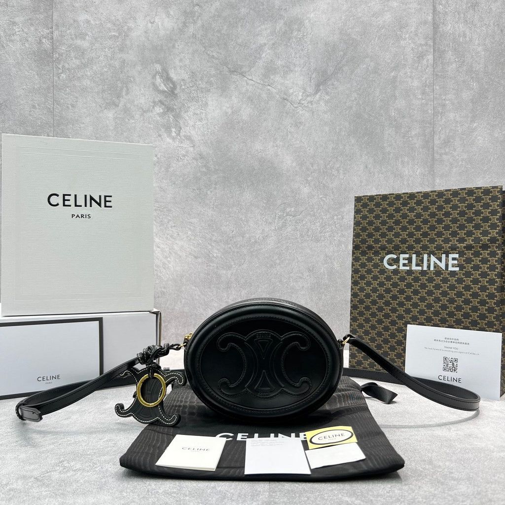 Crossbody Oval Purse Cuir Triomphe Black For Women 6in/16cm 10I703DPQ.38NO