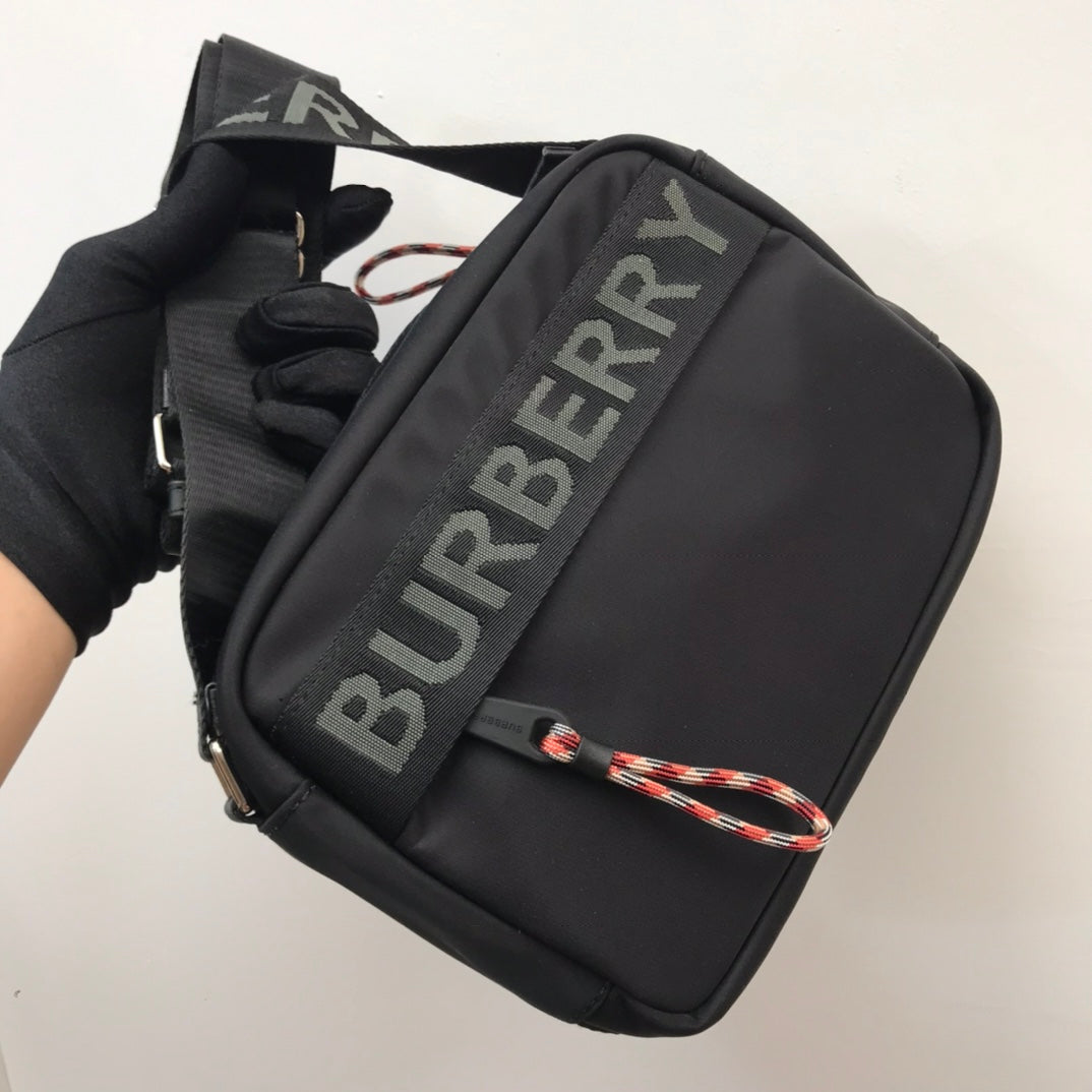 Burberry Logo Detail Nylon Crossbody Bag Black For Men, Bags 8.7in/22cm