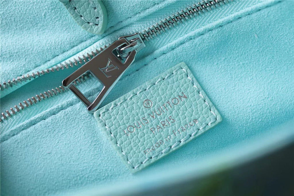 Louis Vuitton OnTheGo PM Monogram Empreinte Light Green For Women, Women’s Bags, Shoulder And Crossbody Bags 9.8in/25cm Louis Vuitton]
