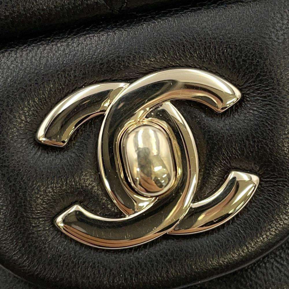 CHANEL Mini Matelasse ChainShoulder Bag Black/WhiteA69900 Lambskin Size 20