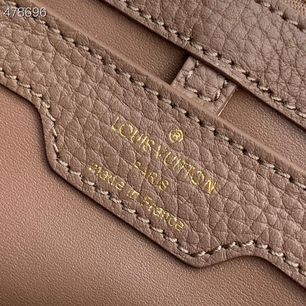Louis Vuitton Capucines BB Taurillon And Python Taupe Brown/Eau De Rose Pink For Women,  Shoulder And Crossbody Bags 10.4in/27cm Louis Vuitton M57539