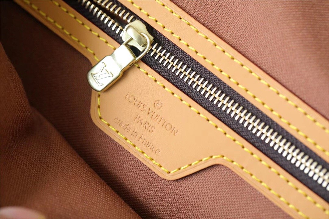 Louis Vuitton Mini Looping Flap Shoulder Bag Monogram For Women 9.4in/24cm Brown Louis Vuitton M51147