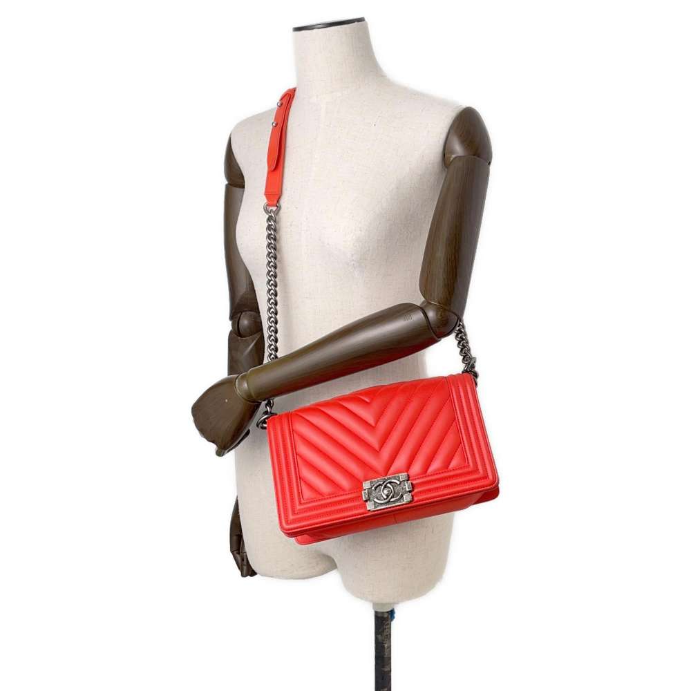 CHANEL Chevron Boy Chanel ChainShoulder CarnelianA67086 Lambskin