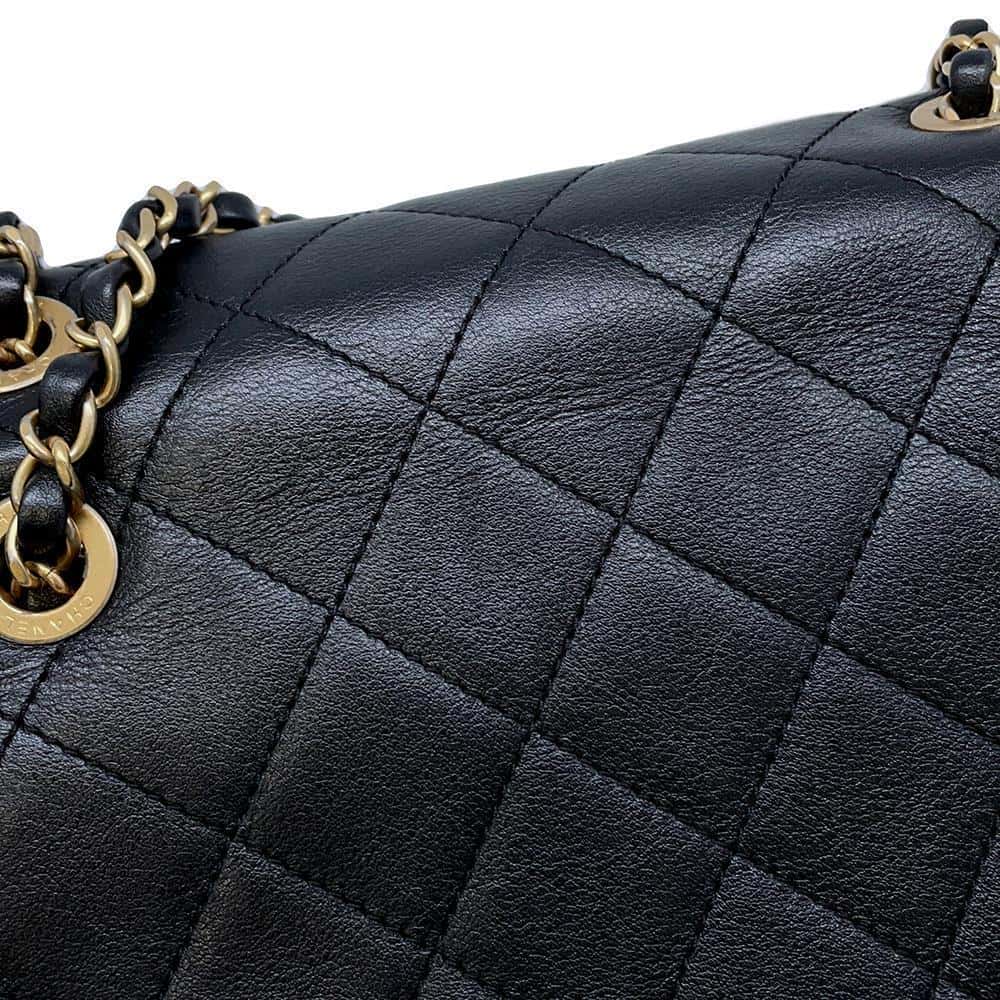 CHANEL Logo ChainShoulder Bag BlackAS4190 Lambskin