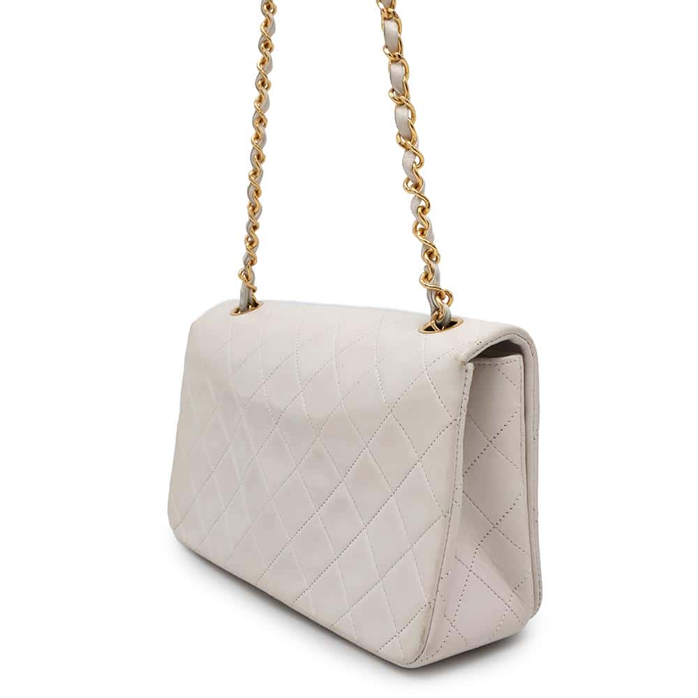 CHANEL Matelasse ChainShoulder Bag White Lambskin