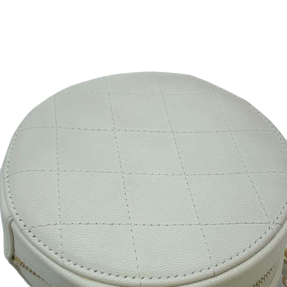 CHANEL Matelasse Round Chain Shoulder Bag WhiteAP0999 Lambskin