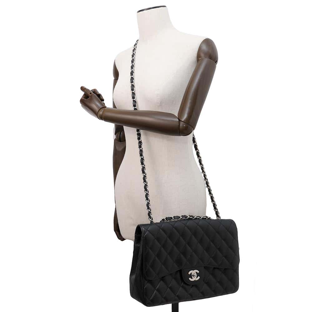CHANEL Matelasse Single Flap ChainShoulder Bag Black Caviar Leather Size 30