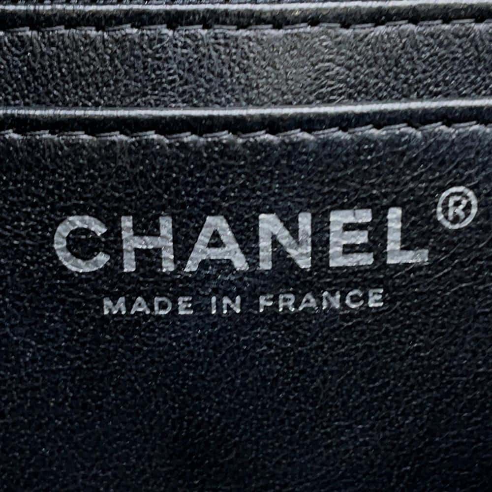 CHANEL Matelasse Single Flap ChainShoulder Bag Black Caviar Leather Size 30