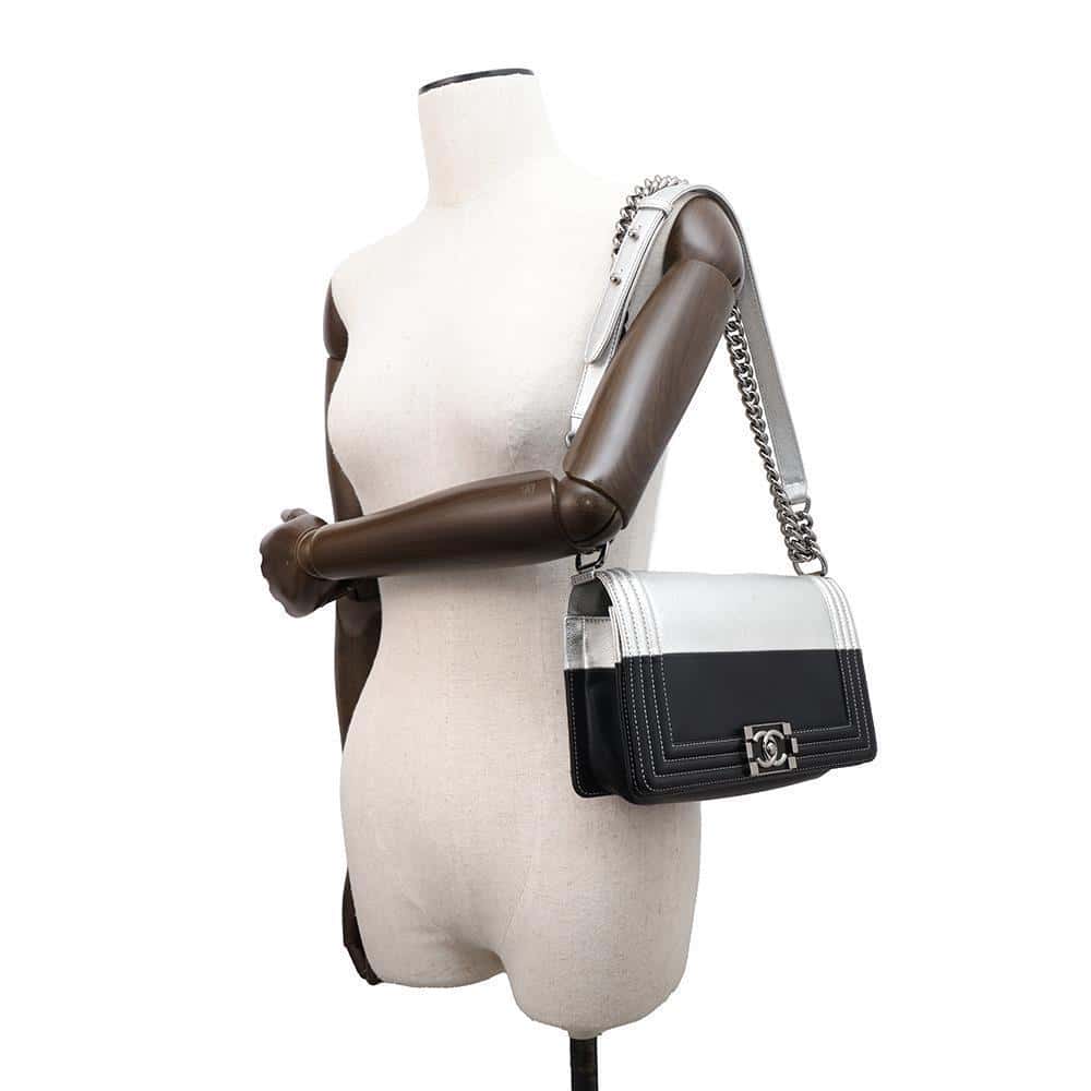 CHANEL Boy Chanel ChainShoulder Bag Black/SiLouis Vuittoner Leather