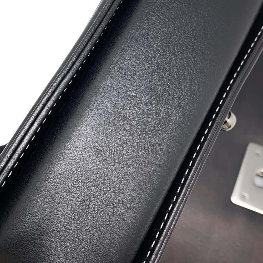 CHANEL Boy Chanel ChainShoulder Bag Black/SiLouis Vuittoner Leather