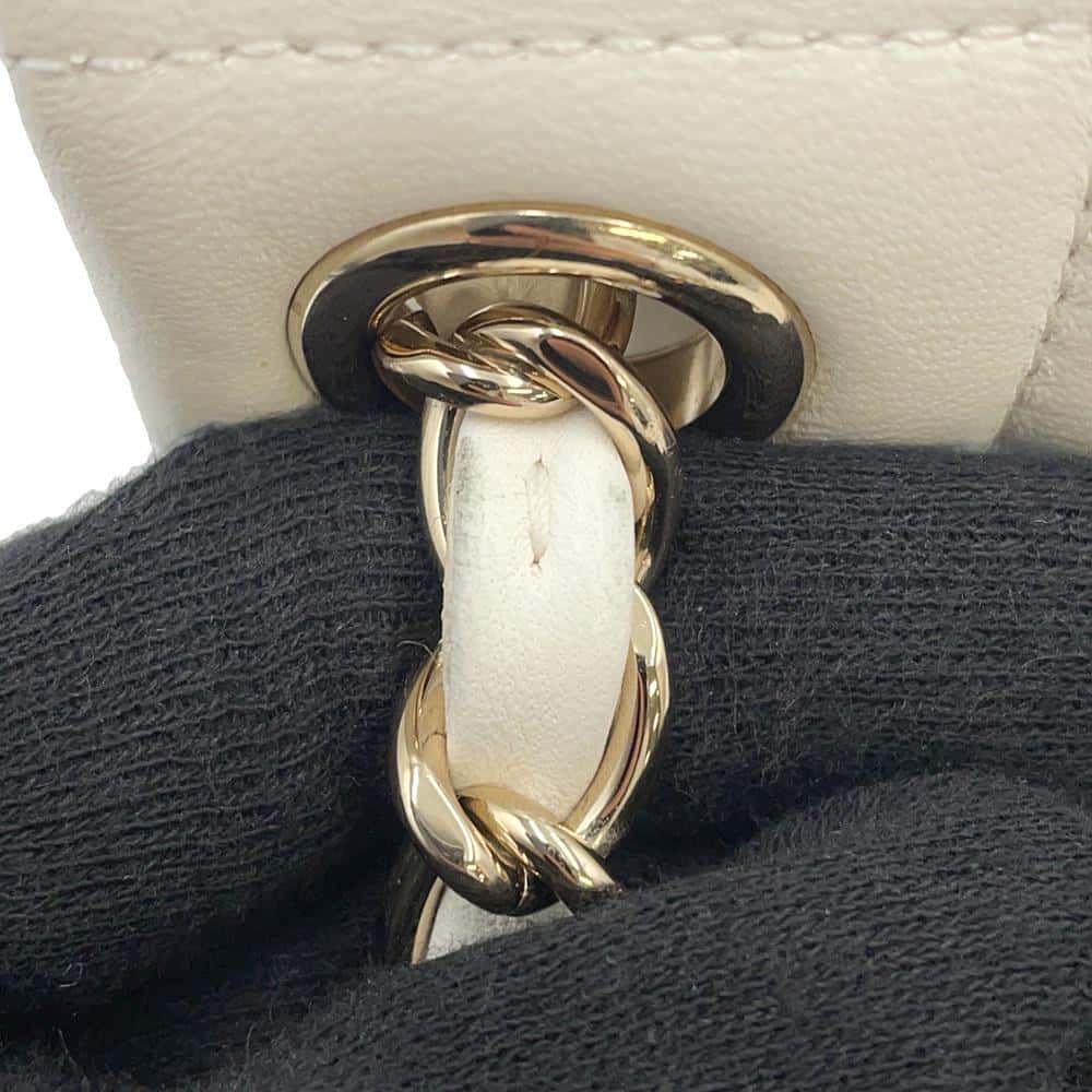 CHANEL Chocolate Bar Mini Flap ChainShoulder Bag Cruise 2023 Collection WhiteAS3744 Lambskin