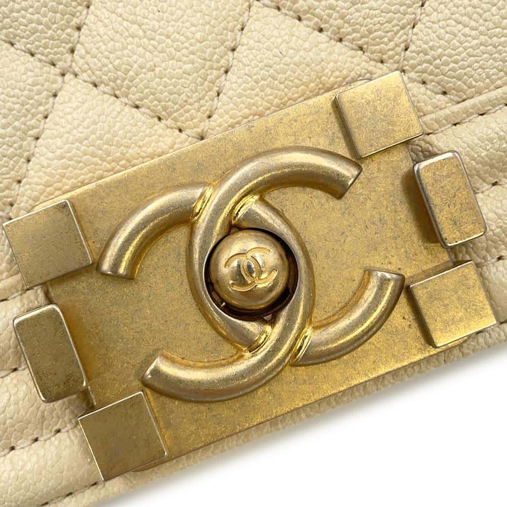 CHANEL Boy Chanel ChainShoulder Bag IvoryA67085 Caviar Leather Size 20