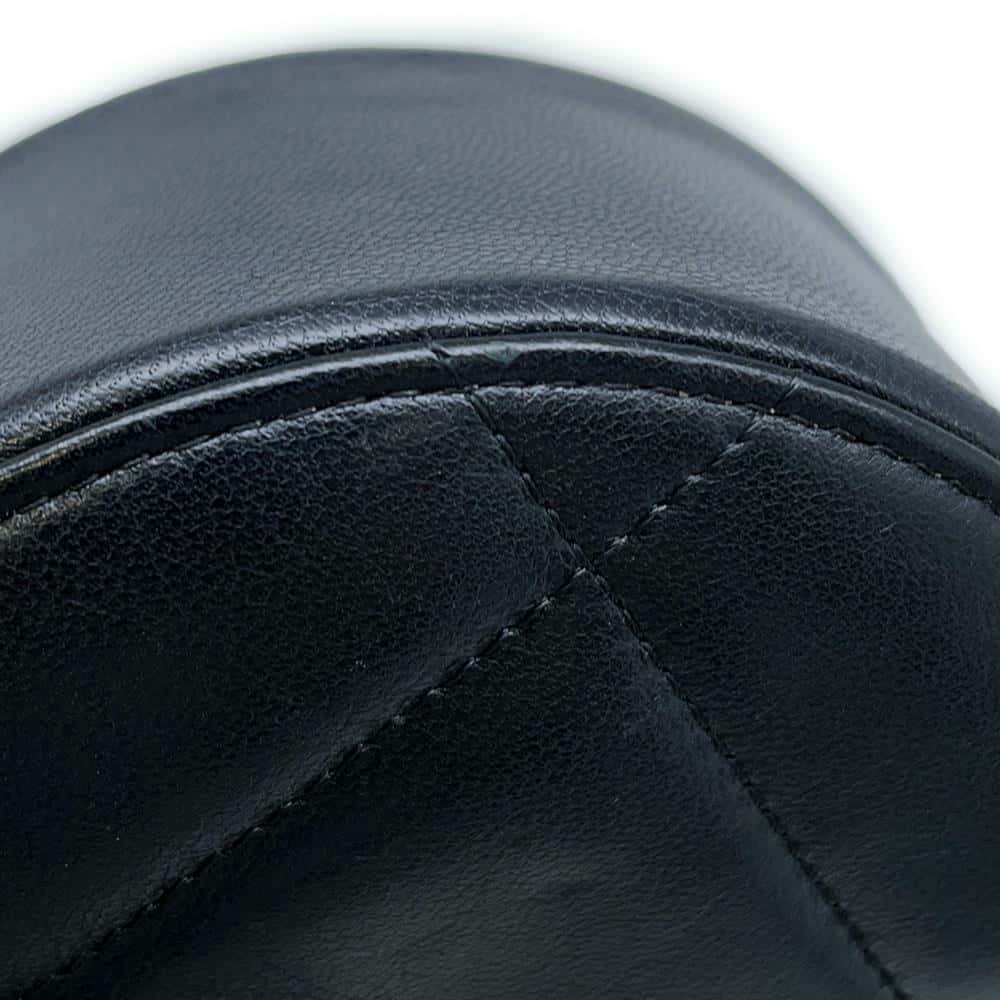 CHANEL 19 Round 2wayShoulder BlackAP0945 Lambskin