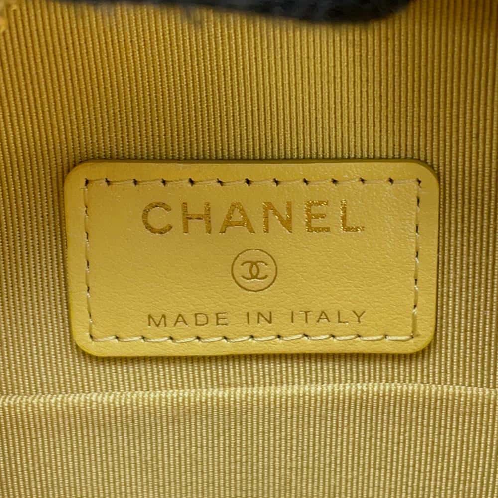 CHANEL Matelasse Round Chain Shoulder YellowA70657 Caviar Leather