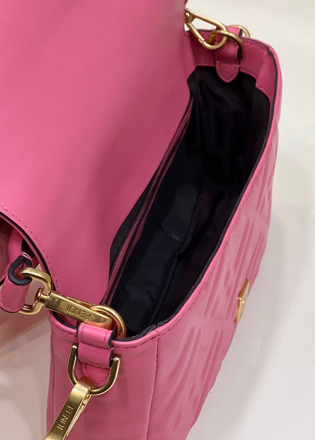 Baguette Pink For Women, Women’s Handbags, Shoulder And Crossbody Bags 10.6in/27cm FF 8BR600