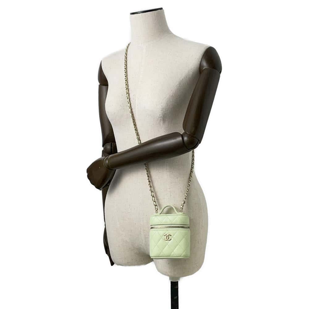 CHANEL Matelasse Small Vanity Shoulder Bag Light GreenAP2503 Caviar Leather