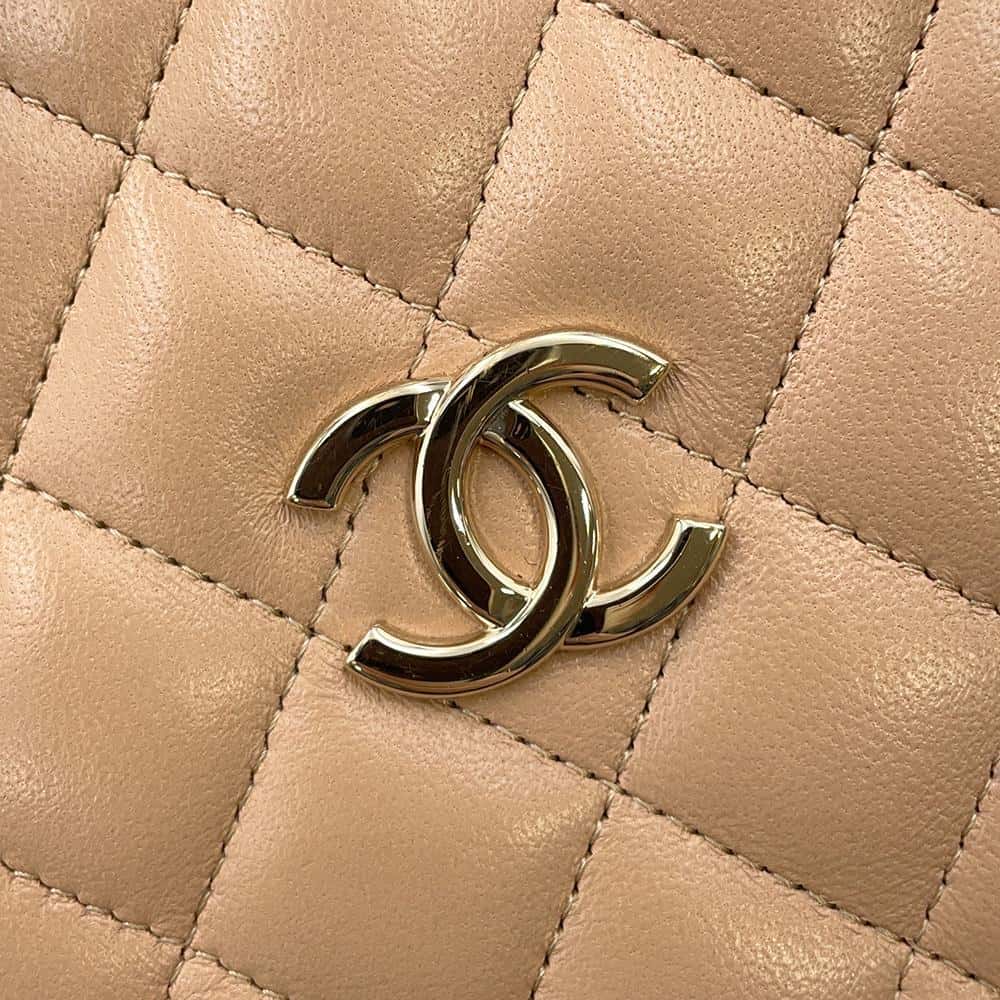 CHANEL Matelasse Chain Bucket Shoulder Bag BeigeAS3176 Lambskin