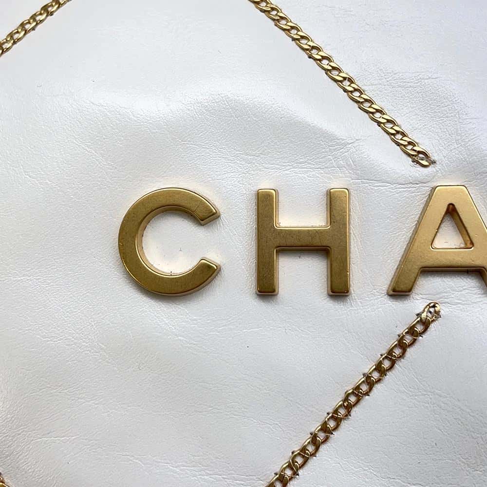 CHANEL CHANEL22 ChainShoulder Bag WhiteAS3260 Shiny Calf Leather Size Small