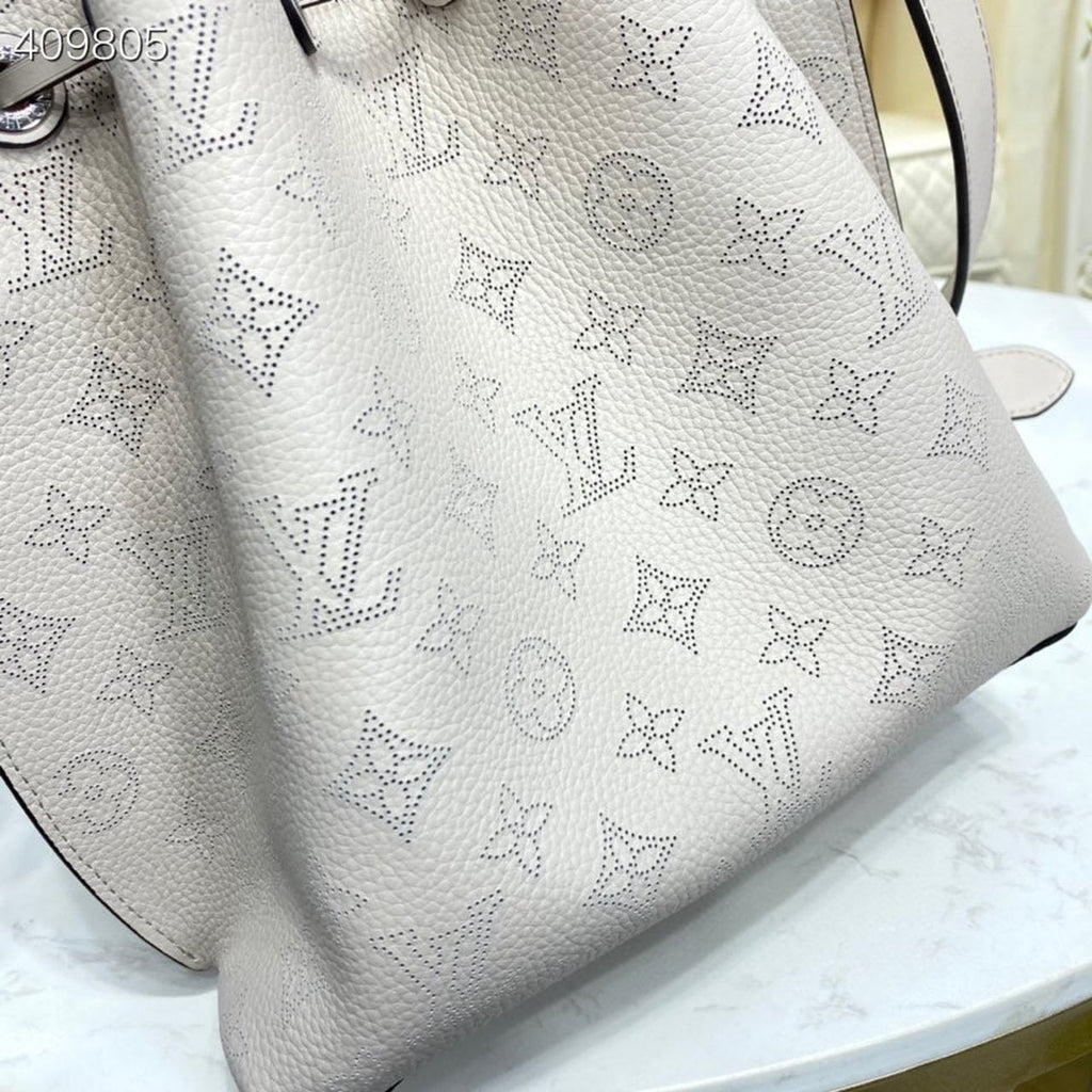 Louis Vuitton Muria Bucket Bag Snow White For Women,  Shoulder And Crossbody Bags 9.8in/25cm Louis Vuitton M58483