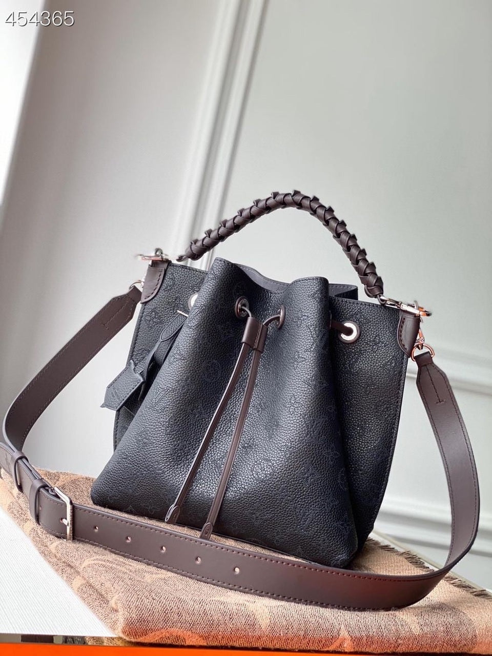 Louis Vuitton Muria Bucket Bag Black For Women,  Shoulder And Crossbody Bags 9.8in/25cm Louis Vuitton M55800