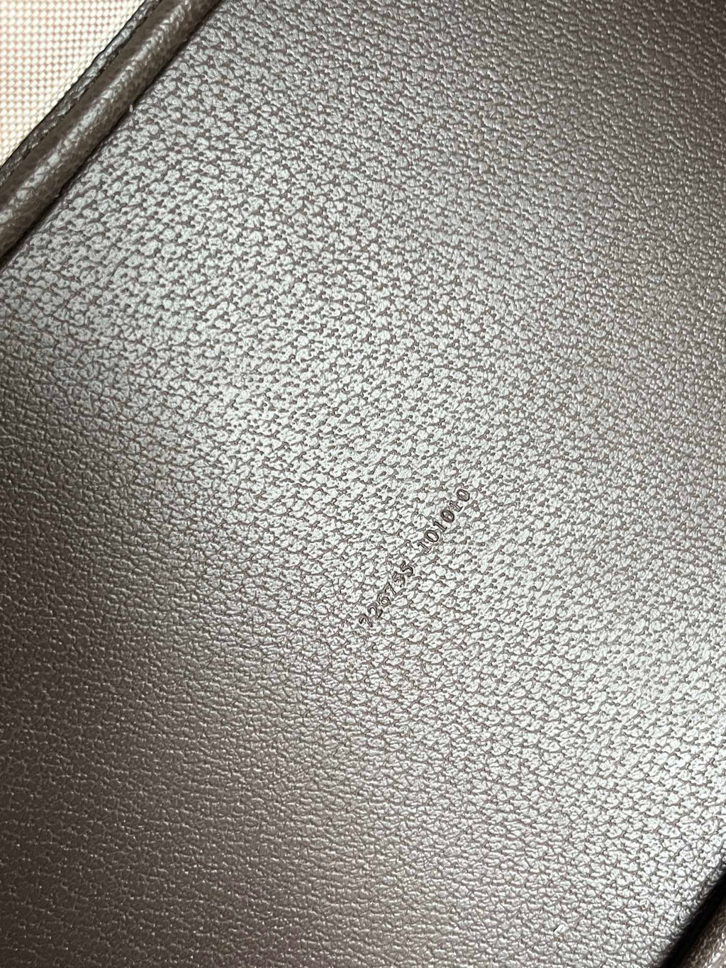 LB - Luxury Bags Gucci 581