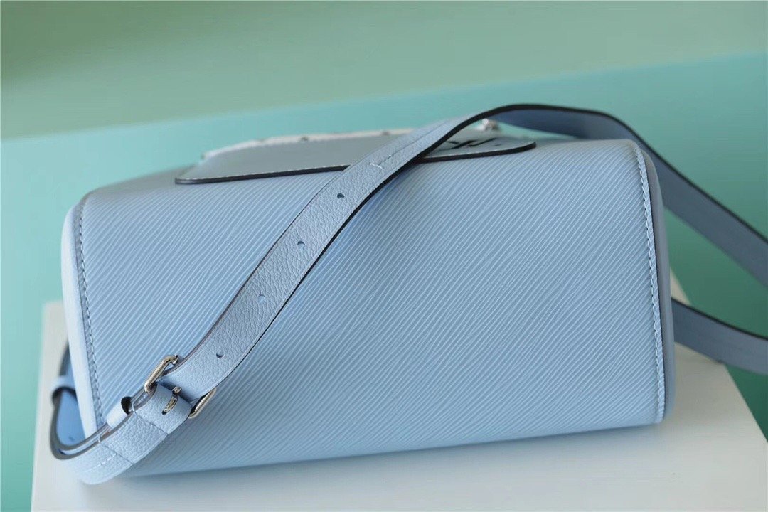 Louis Vuitton Marelle Epi Bleu Nuage Blue For Women, WomenÃƒÂ¢Ã¢â€šÂ¬Ã¢â€žÂ¢s Handbags, Shoulder And Crossbody Bags 9.8in/25cm Louis Vuitton M59486