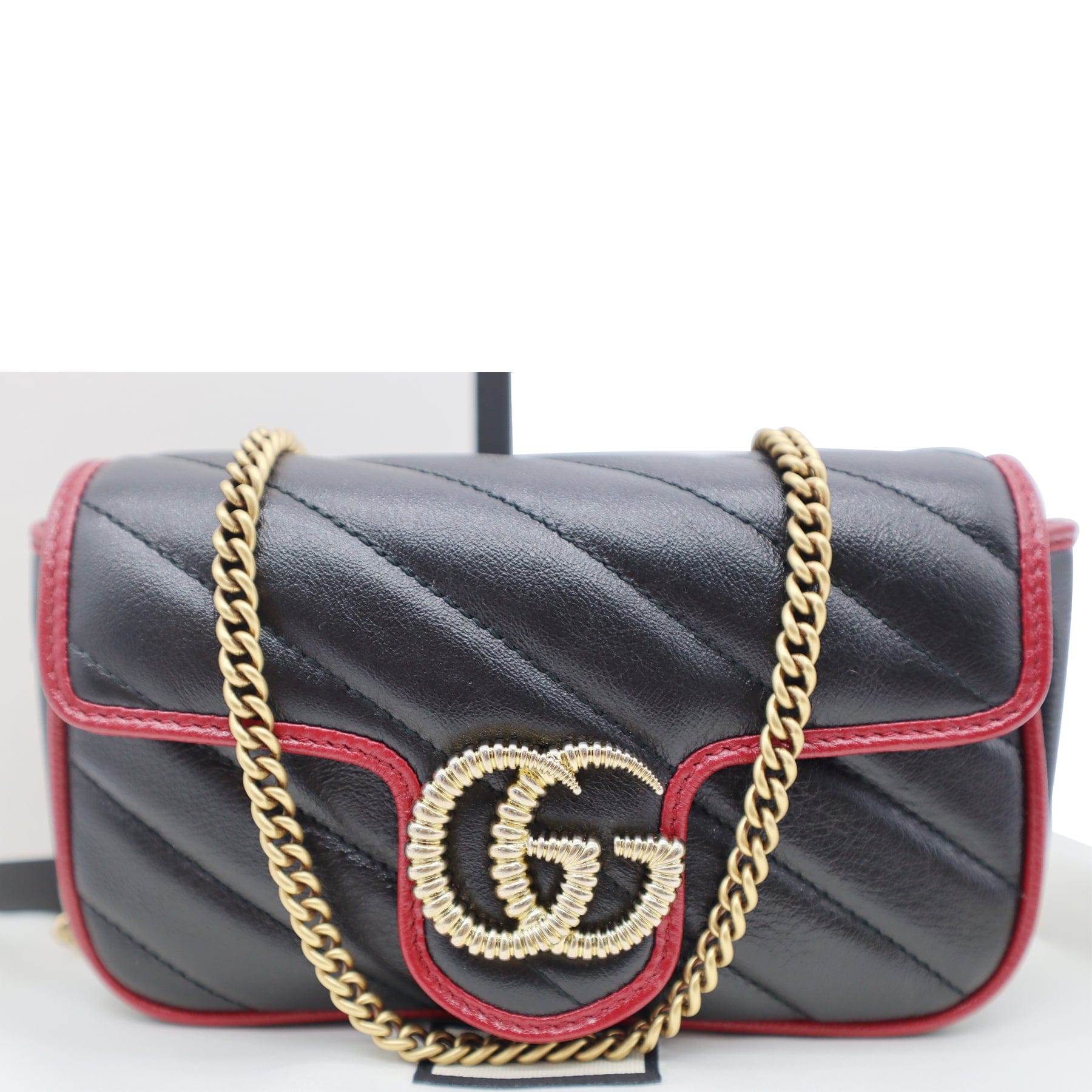 GUCCI Gucci Marmont Mini MatelassÃ© Leather Shoulder Crossbody Bag Black/Cerise 574969