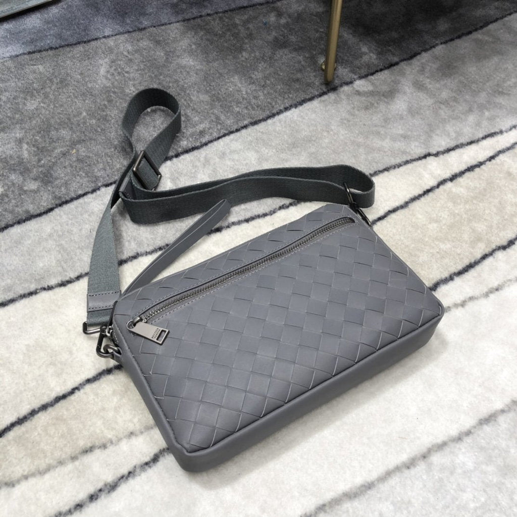 Bottega Veneta Classic Intrecciato Gray, For Women, Women’s Bags 9.6in/24.5cm