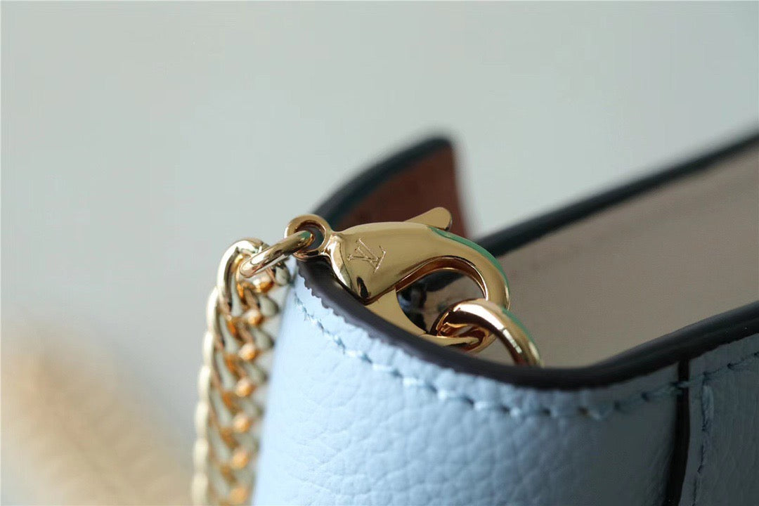 Louis Vuitton Mylockme Chain Pochette Bleu Nuage Blue For Women,  Shoulder and Crossbody Bags 7.5in/19cm Louis Vuitton M81436