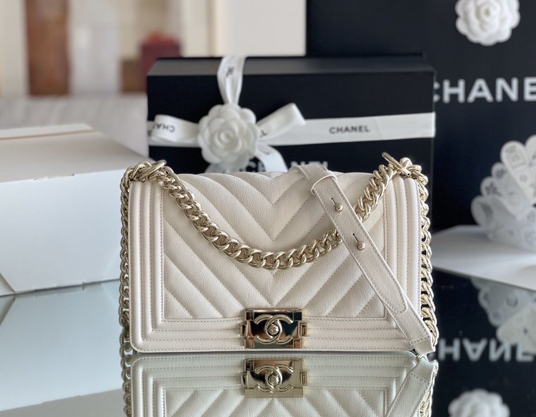 ChanelMeGLAMIum Classic GlamIap Bag 25cm White For Women A67086