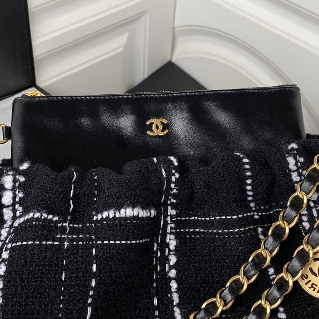 Chanel 22 Handbag Gold Hardware Black For Women Handbags, Shoulder Bags 18.3in/47cm AS3262 B08553 NJ058