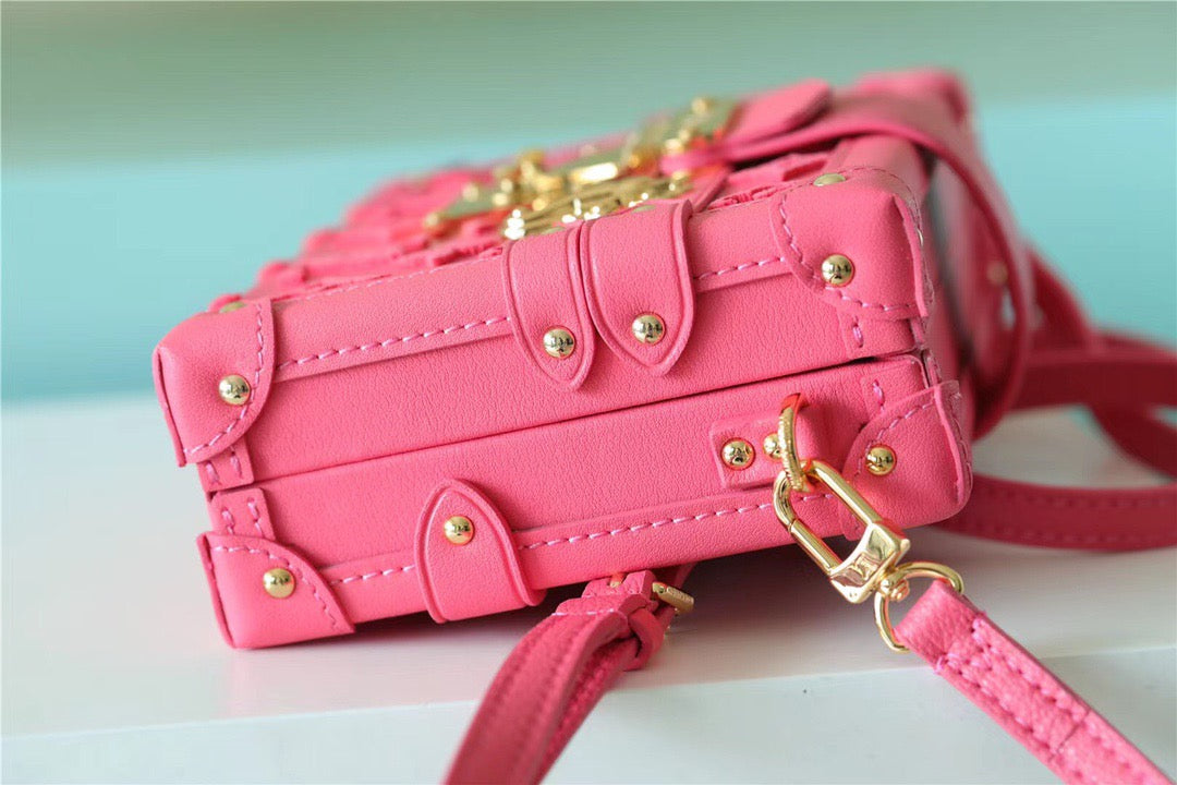 Louis Vuitton Petite Malle Tufted GlamIuo Pink For Women,  Shoulder And Crossbody Bags 7.9in/20cm Louis Vuitton M20745