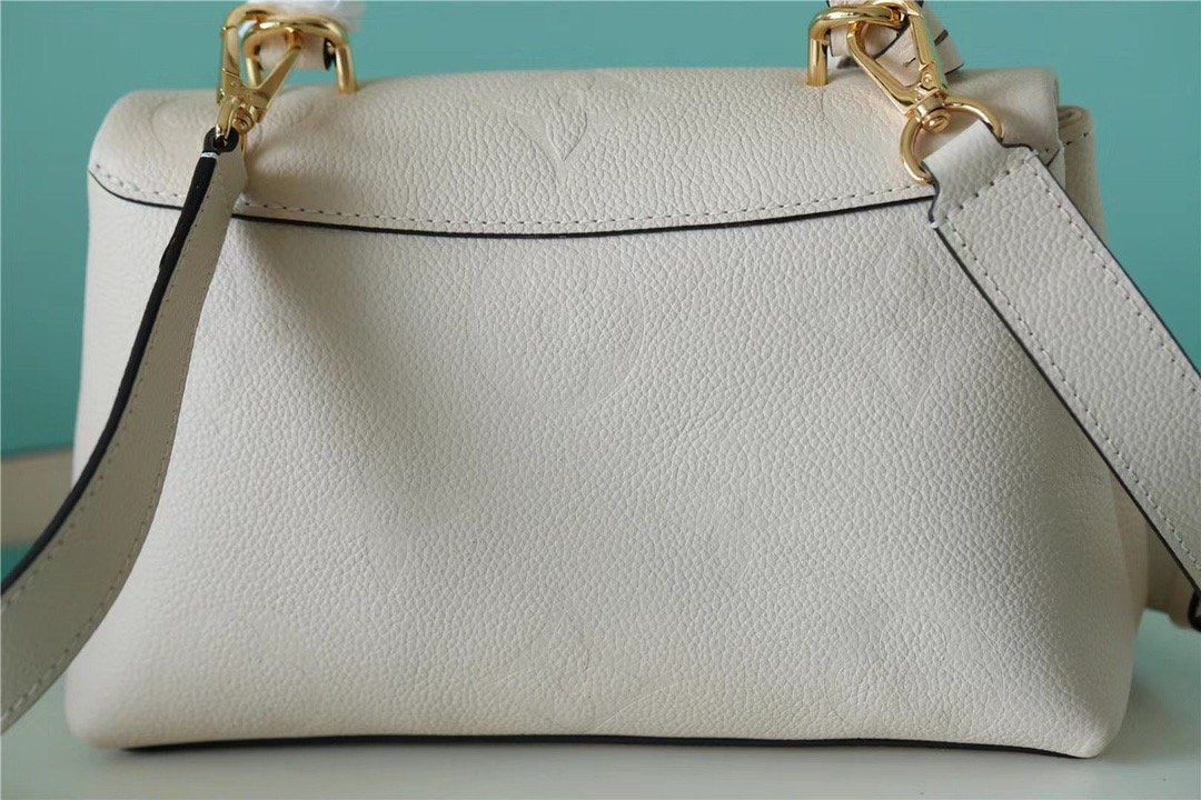 Louis Vuitton Madeleine Burberry Monogram Empreinte Creme Beige For Women,  Shoulder and Crossbody Bags 9.4in/24cm Louis Vuitton M46008