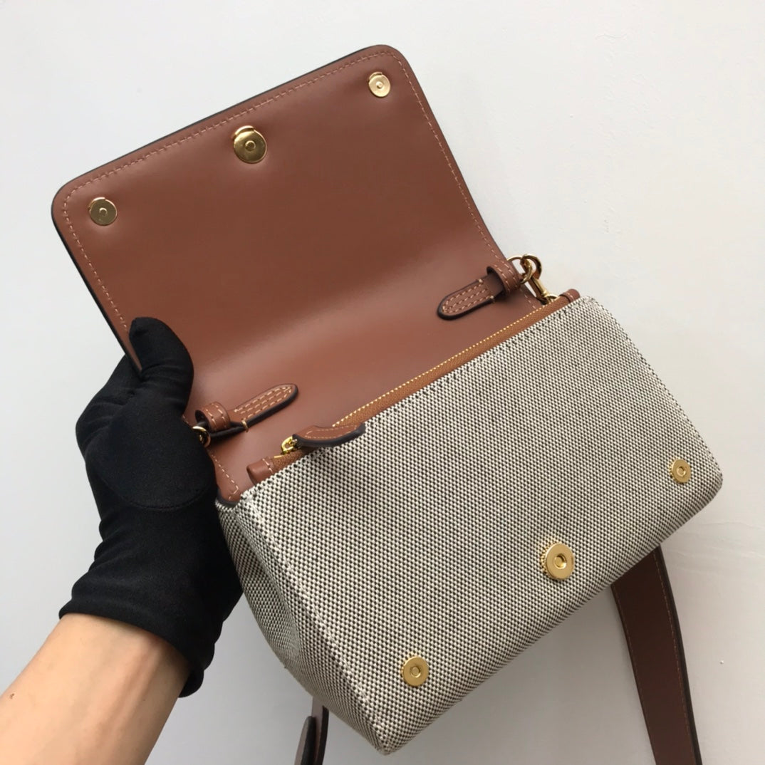 Burberry Horseferry Print Cotton Canvas Small Crossbody Bag For Women, Bags 7.1in/18cm 80398691