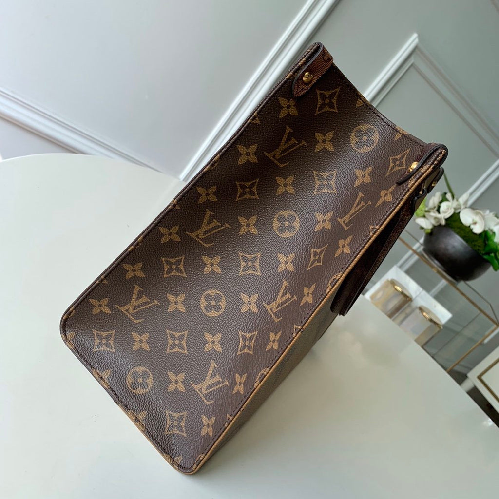 Louis Vuitton OnTheGo MM Monogram And Monogram Reverse Canvas For Women,  Shoulder Bags 13.8in/35cm Louis Vuitton M45321