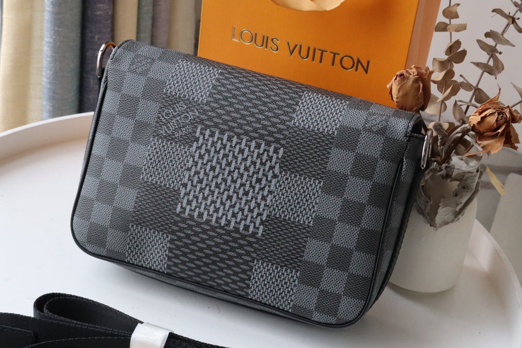 Louis Vuitton StuGLAMIo Messenger Damier Graphite Gray For Men, Bags, Shoulder And Crossbody Bags 9.3in/25.3cm Louis Vuitton N50013