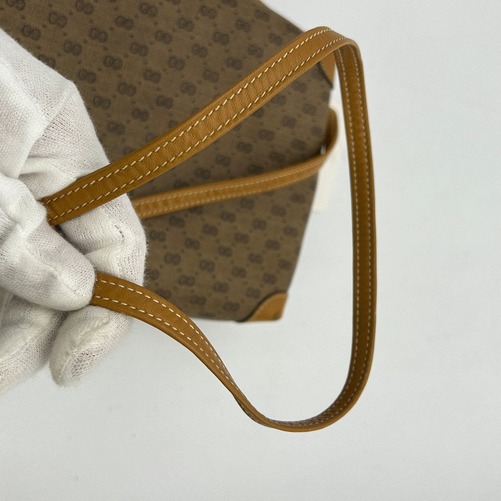 GUCCI Micro GG Supreme Shoulder Bag gu5514ee